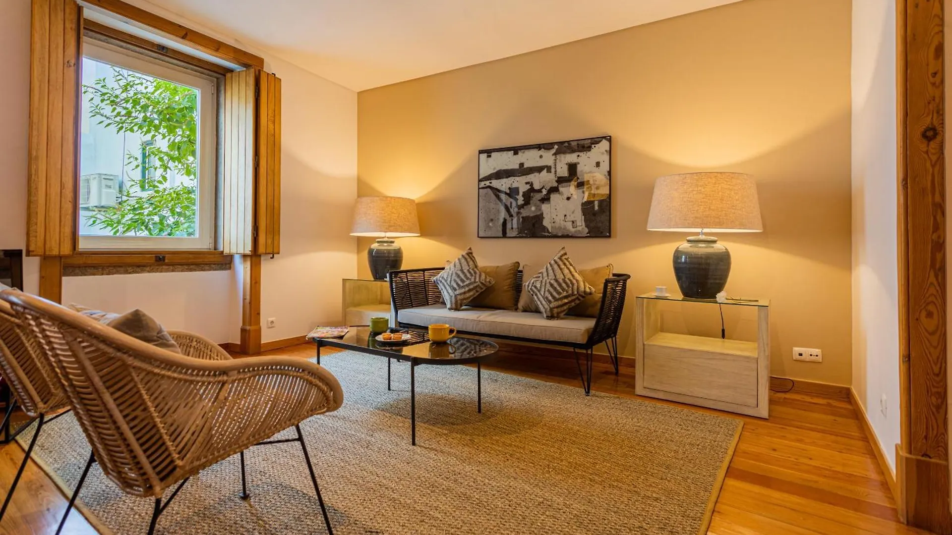 Bairro Alto Superior Two Bedroom Apartment By Les Deux Mariettes Lisboa Portugal