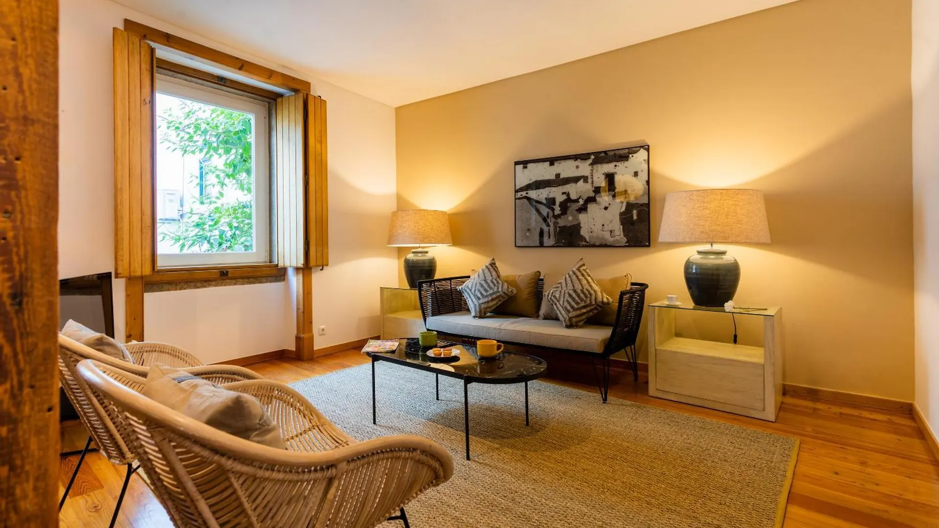 Bairro Alto Superior Two Bedroom Apartment By Les Deux Mariettes Lisboa Portugal