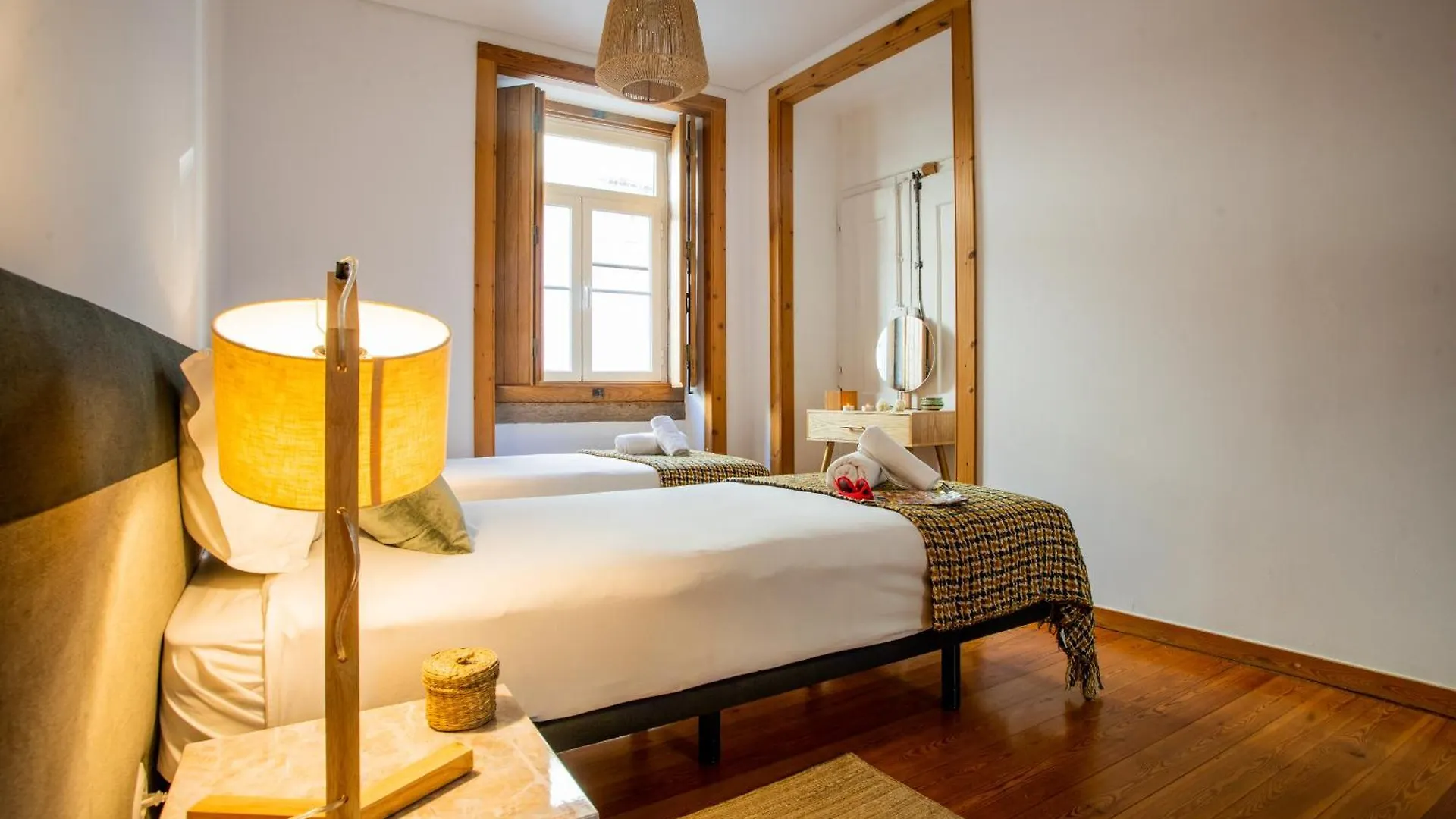 Bairro Alto Superior Two Bedroom Apartment By Les Deux Mariettes Lisboa 0*,  Portugal
